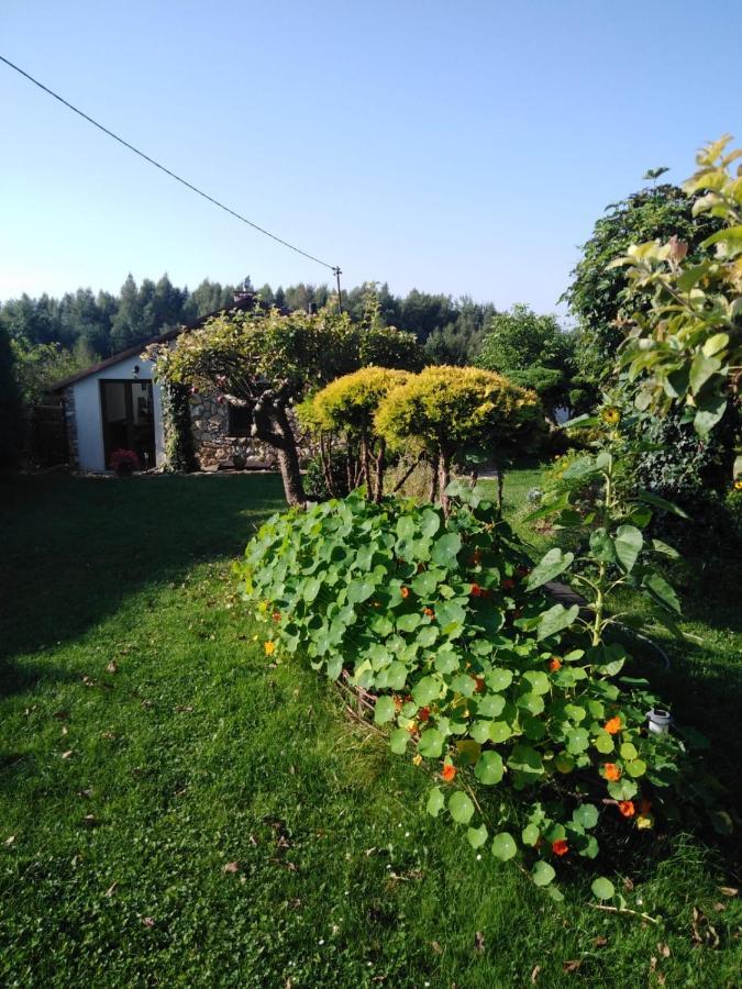 Czytelnia W Sadzie Vila Krzykawka Exterior foto