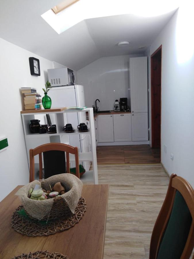 Czytelnia W Sadzie Vila Krzykawka Exterior foto
